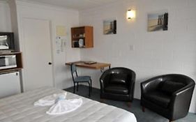 Beachcomber Motel Gisborne 3*